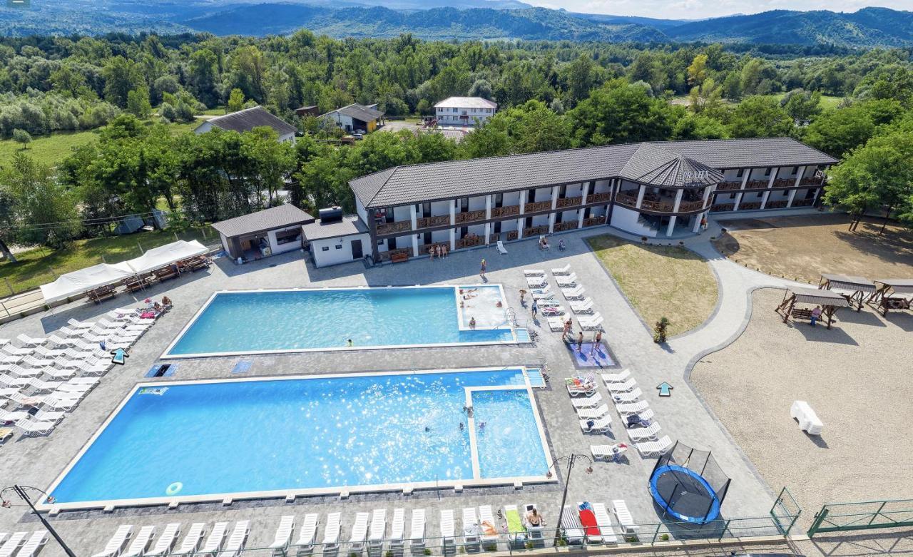 Praha Hotel Солотвино Екстериор снимка