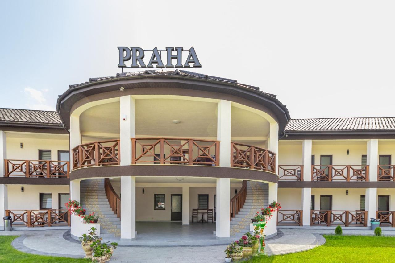 Praha Hotel Солотвино Екстериор снимка