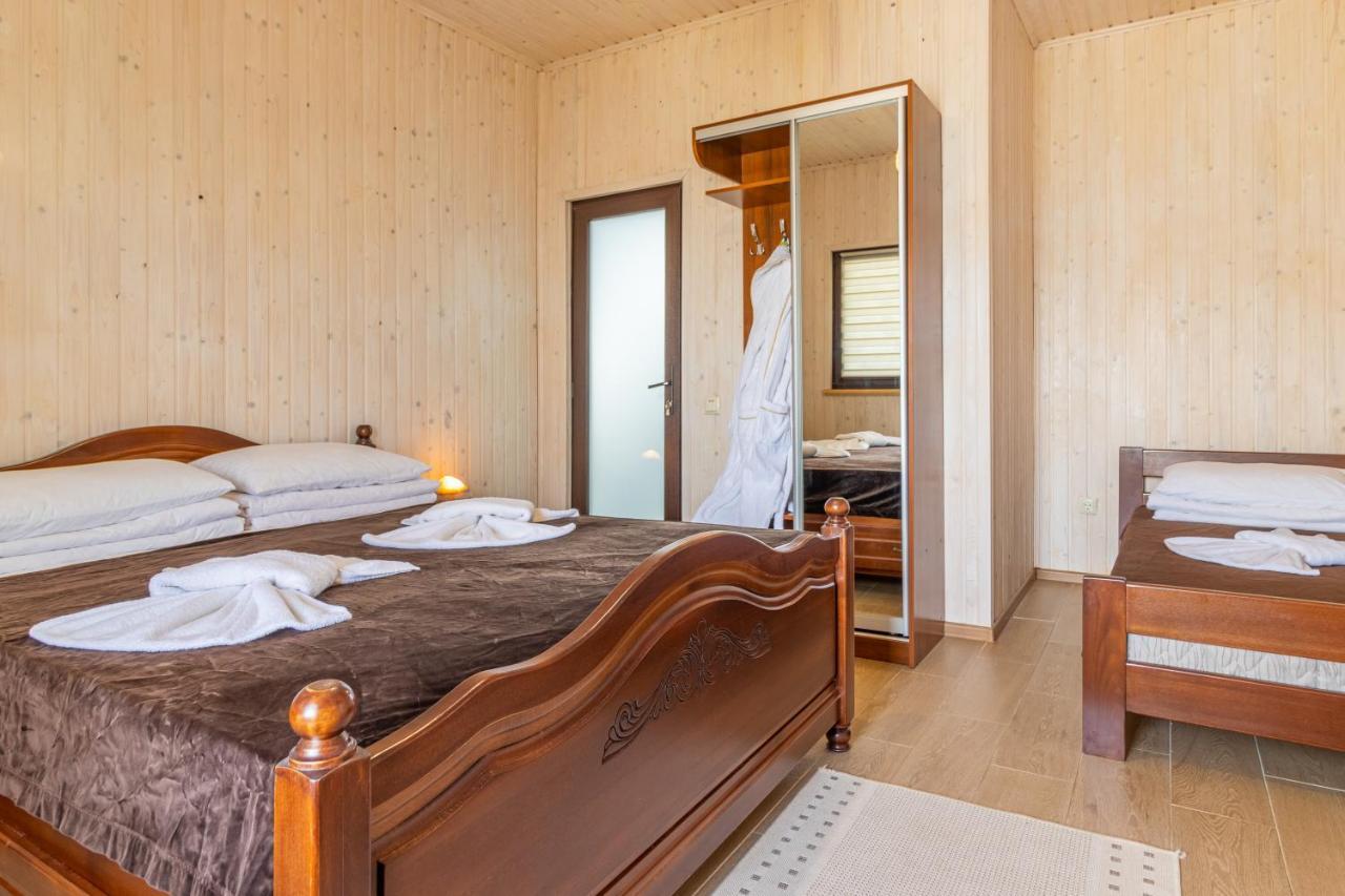 Praha Hotel Солотвино Екстериор снимка